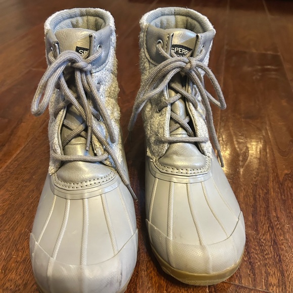 Sperry boots Big Girls size 5 or woman's 7 - Picture 5 of 6